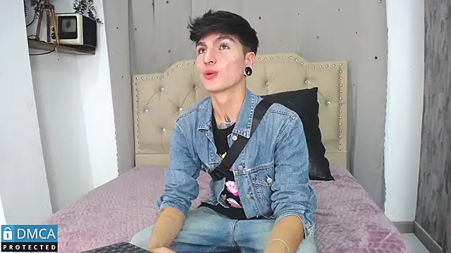 CataFox  online show from 03.14.25