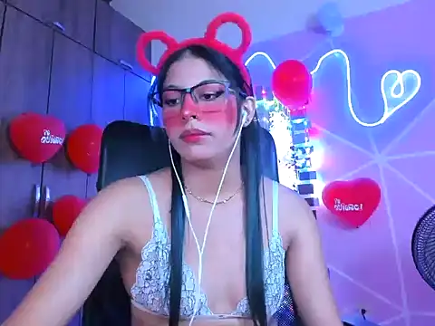  ALLYSON18  online show from 02.17.25