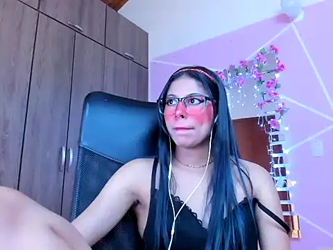  ALLYSON18  online show from 03.13.25