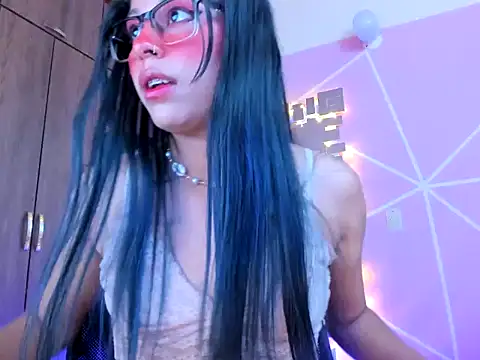  ALLYSON18  online show from 03.18.25