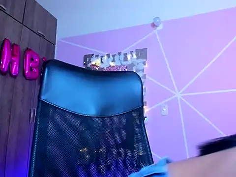  ALLYSON18  online show from 11.14.25