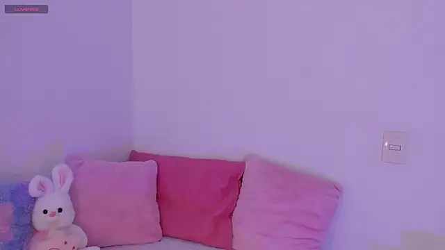 Snapshot of Brisa_blue chatting on 04.28.26 Brisa blue online show from 04.28.26