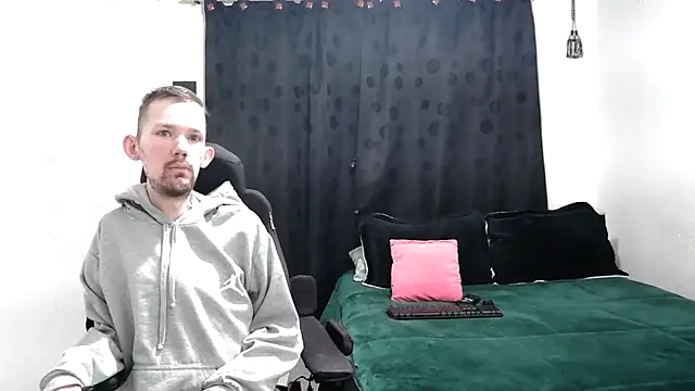 Sophia and Thomas online show from 03.19.25