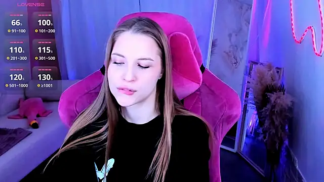 CuteMousee online show from 11.25.25