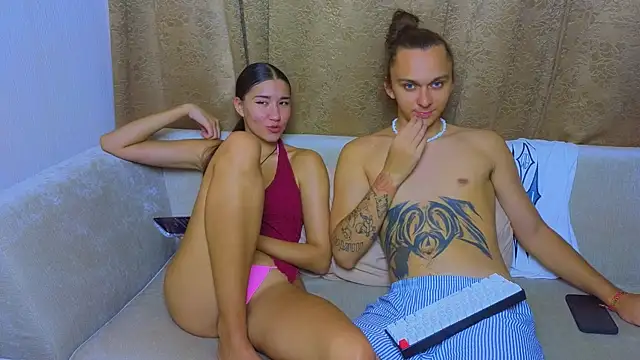 Snapshot of do_u_know_them chatting on 03.01.25 do u know them online show from 03.01.25