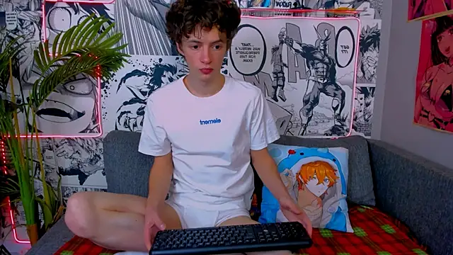 LukeSweet online show from 04.10.26