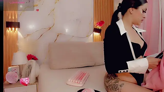 BrendaSquirtx online show from 11.28.25