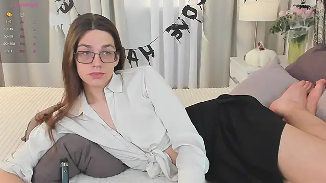 Alfreda Mills online show from 10.29.25