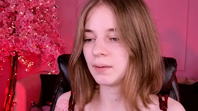 TinaDavil online show from 01.16.25