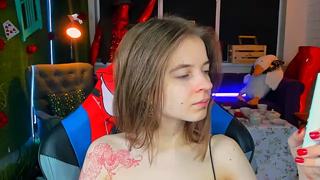 TinaDavil online show from 03.18.25