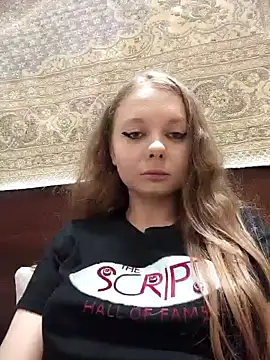 Snapshot of Ekaterina27 chatting on 06.05.26 Ekaterina27 online show from 06.05.26