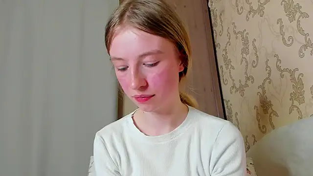 minidivaa  online show from 01.07.25