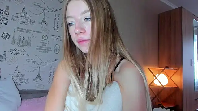 minidivaa  online show from 10.05.25