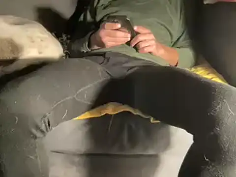 4small4inchlol online show from 02.15.25