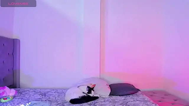 Snapshot of samara_jonness chatting on 11.27.25 samara jonness online show from 11.27.25