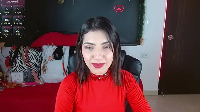 Snapshot of Carolaine69_ chatting on 01.03.25 Carolaine69 online show from 01.03.25