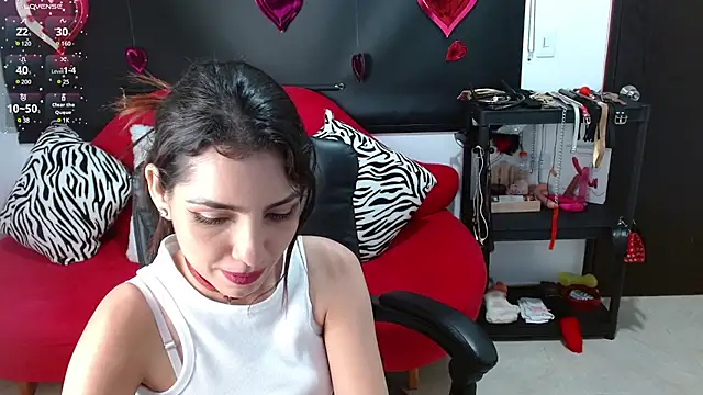 Snapshot of Carolaine69_ chatting on 02.26.25 Carolaine69 online show from 02.26.25