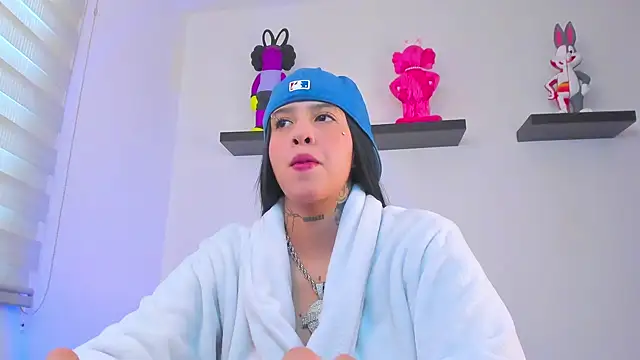 Gangster Girl online show from 12.27.24