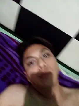 Snapshot of AngLMex chatting on 09.14.25 AngLMex online show from 09.14.25