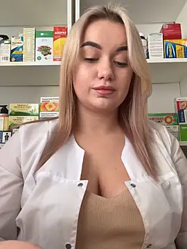 Maya Willis online show from 11.01.25