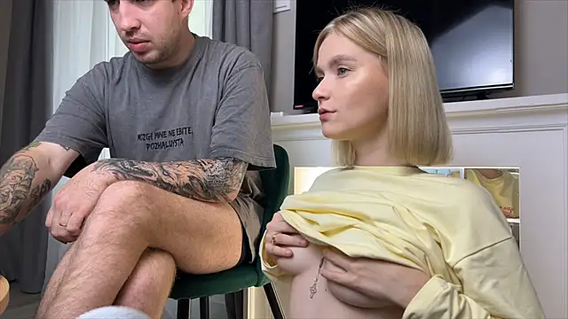 Adelovenick online show from 10.25.25