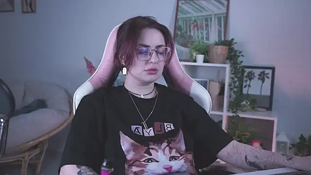 Lana  May online show from 03.14.25