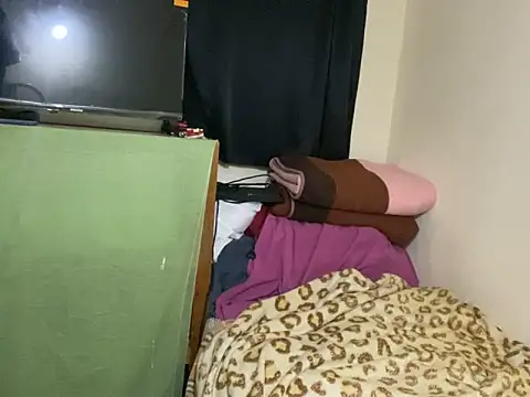 Snapshot of GaaTto chatting on 10.05.25 GaaTto online show from 10.05.25