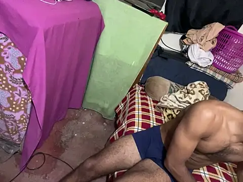 Snapshot of GaaTto chatting on 10.18.25 GaaTto online show from 10.18.25