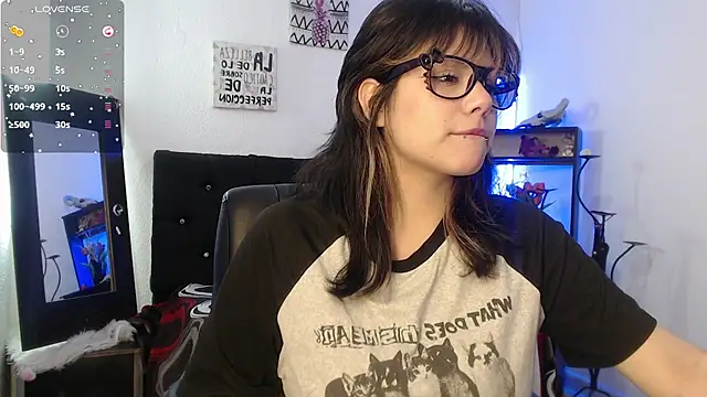 mixie cute online show from 11.04.25