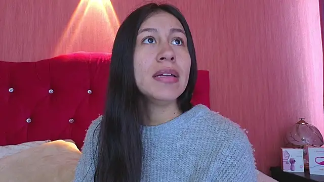 EmiGomez  online show from 09.26.25