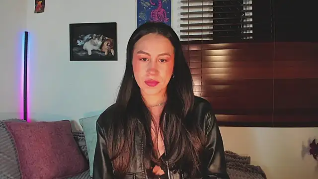 EmiGomez  online show from 02.14.26