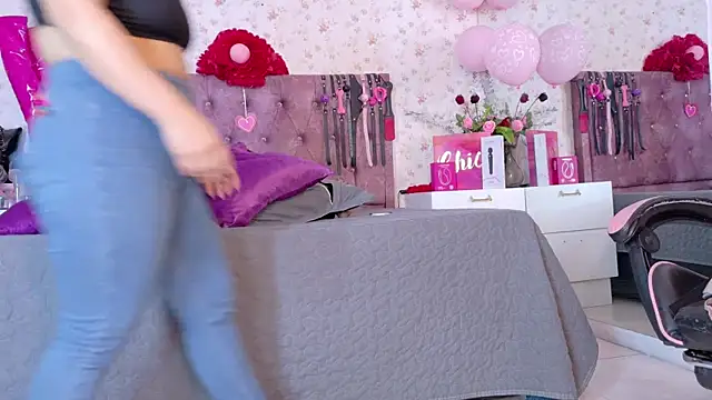 AvrillThomas online show from 03.03.26