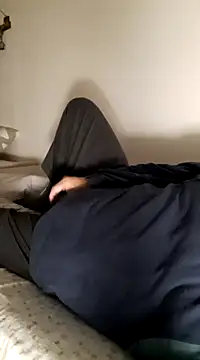 Snapshot of bluangelo chatting on 12.04.24 bluangelo online show from 12.04.24