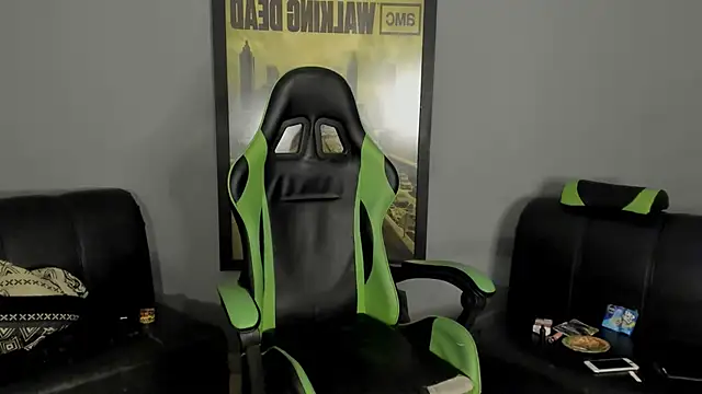 Snapshot of jamesinked_ chatting on 02.03.25 jamesinked  online show from 02.03.25