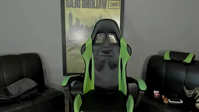 Snapshot of jamesinked_ chatting on 02.07.25 jamesinked  online show from 02.07.25