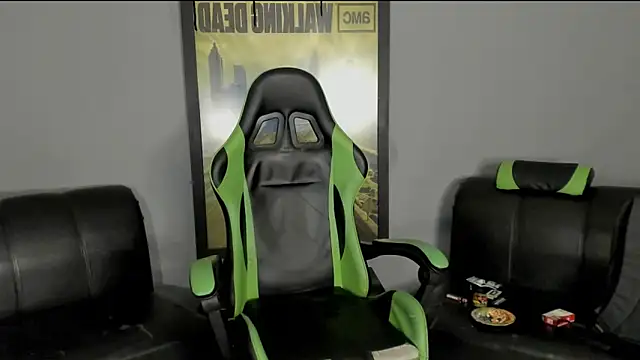 Snapshot of jamesinked_ chatting on 02.24.25 jamesinked  online show from 02.24.25