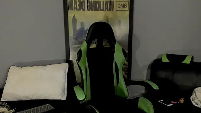 Snapshot of jamesinked_ chatting on 03.21.25 jamesinked  online show from 03.21.25