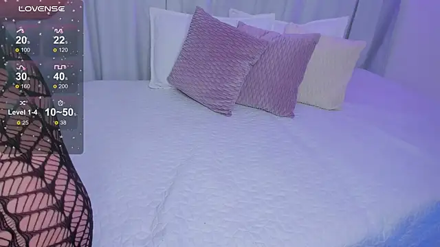 susyy7 online show from 01.25.25