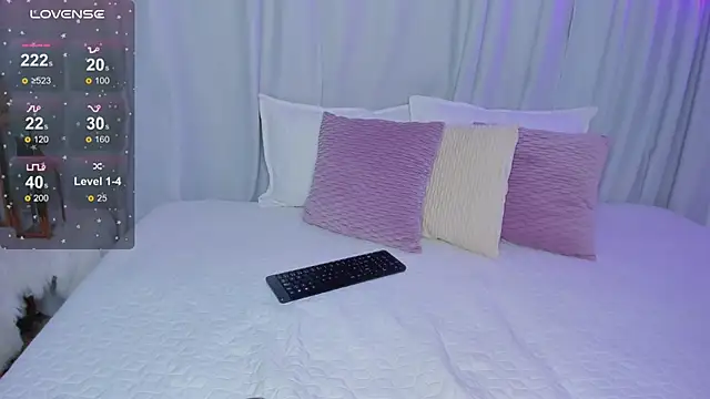 susyy7 online show from 02.13.25