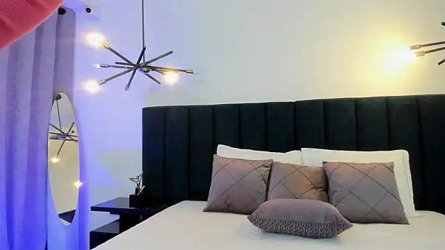 Snapshot of susyy7 chatting on 02.14.26 susyy7 online show from 02.14.26