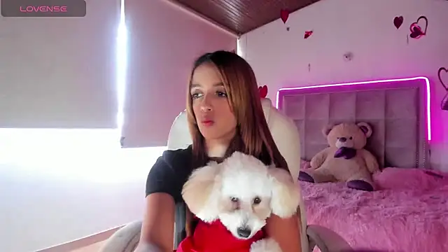 Snapshot of Melody_Ds chatting on 03.08.25 Melody Ds online show from 03.08.25