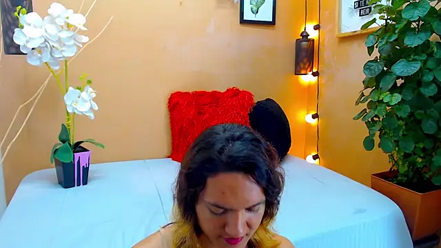 aslyhernandez 7 online show from 10.17.25