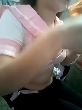 Snapshot of Fuckmehard2xx chatting on 12.28.24 Fuckmehard2xx online show from 12.28.24