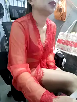 Snapshot of Fuckmehard2xx chatting on 12.31.24 Fuckmehard2xx online show from 12.31.24