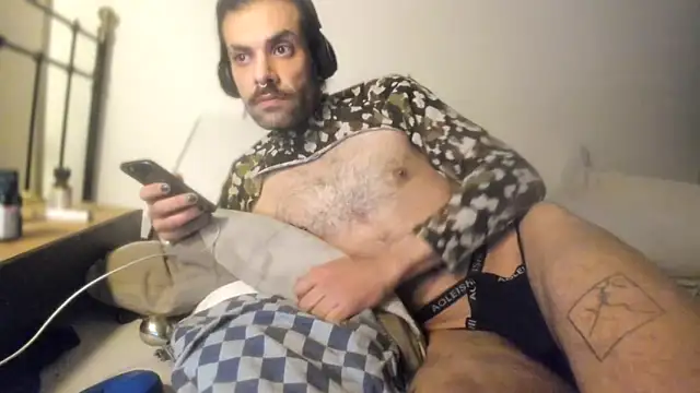 P4RtYBOII92 online show from 01.28.25