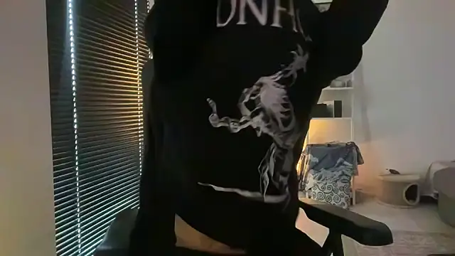 P4RtYBOII92 online show from 12.20.25