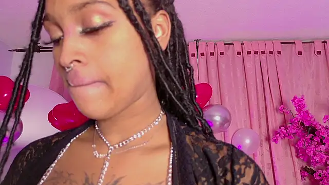 Elith noa online show from 02.14.26