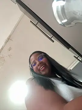 SussiSotto online show from 12.15.24