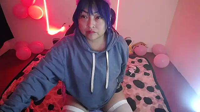 Snapshot of Shaddycute_ chatting on 12.22.24 Shaddycute online show from 12.22.24
