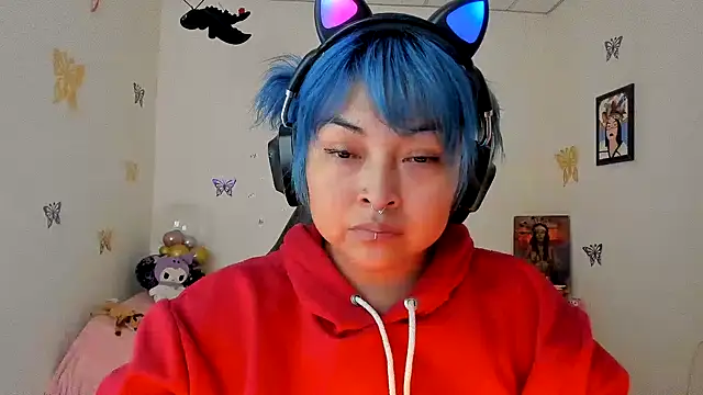 Snapshot of Shaddycute_ chatting on 09.19.25 Shaddycute online show from 09.19.25